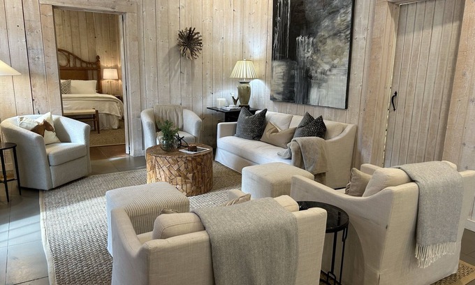 Oxford Casa | Private Estate Guest Quarters