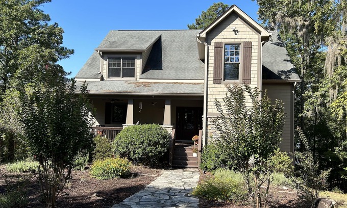 Camden Casa | Retiro privado frente al lago ejecutivo