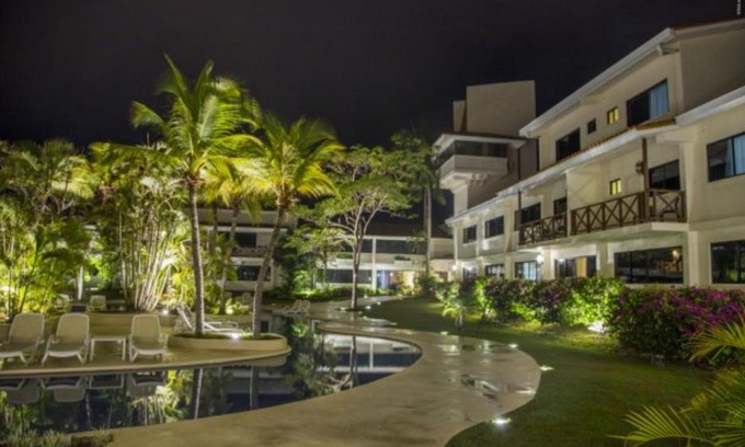 Playa Coronado Complejo | Private family room in Coronado Luxury Club & Suites