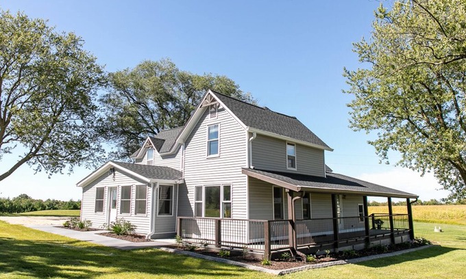 Marshland Otro | Private Farmhouse - Enjoy 36 Acres to Relax, Unwind & Enjoy the outdoors.