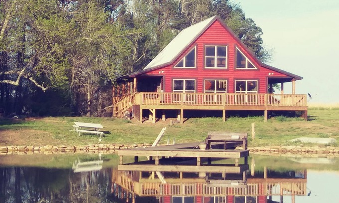 Fort Payne Cabina | Cabaña con estanque privado, lugar de vacaciones por excelencia.