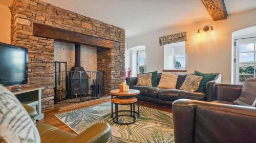 Margam Apartamento | Private Getaway - Hot Tub - Rural Charm