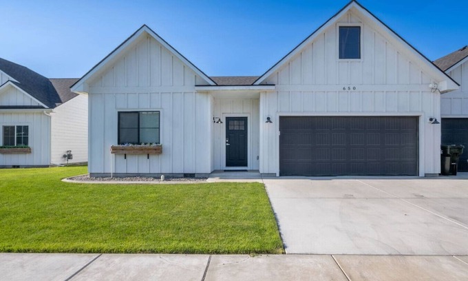 Boardman Apartamento | Private Home, Garage & Yard - #650 Boardman