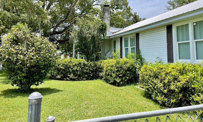 MacClenny Casa | Private Home in Macclenny, FL 32063