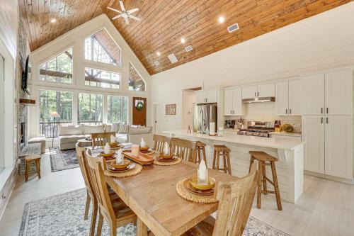 Pickens Casa | Private Hot Tub Cabin 13 Mi to Broken Bow Lake