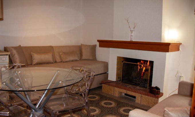 Karpenisi Apartamento | Private House, Miriki Village