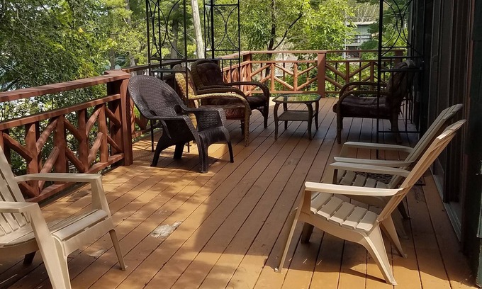 Town of Putnam Casa | Private Lake George waterfront home with large deck and great views