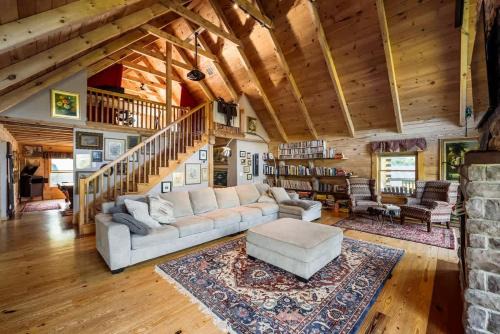 Point Pleasant Casa | Private Luxury Log Cabin