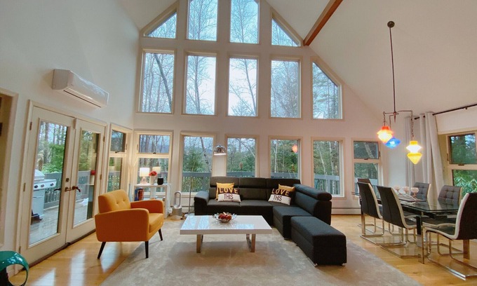 Tannersville Casa | Private Modern Spacious Home by Hunter Mountain