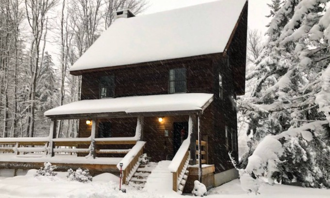 West Bridgewater Casa | Private, new home near Skyeship gondola with four fireplaces, washer/dryer, WiFi