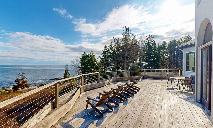 Ocean Point Casa | Private Oceanfront Home -- 2 Fireplaces, 4 Decks & Grill, Dog-friendly