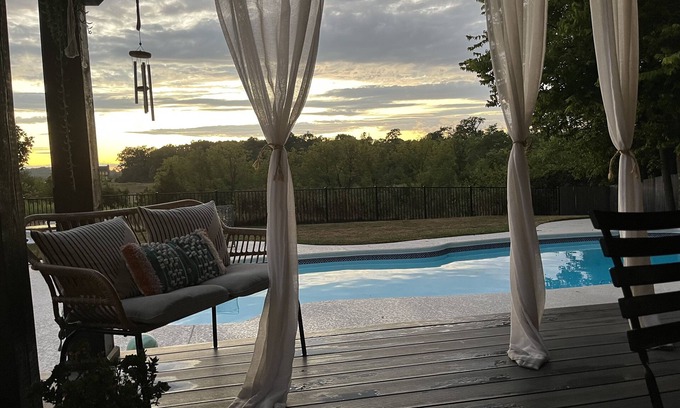 Mechanicsburg Casa | Private Pool, 1st Floor Bedroom, Hershey Park, Ski Roundtop, Yellow Breeches.