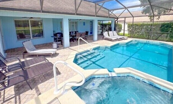 Orange Tree Casa | Private Pool Oasis Near Disney | Sleeps 8