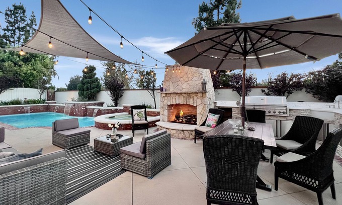 Laguna Niguel Casa | Private Pool Home With Spa, Outdoor Fireplace and BBQ! Close To Beach!