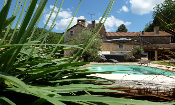 Sourzac Casa | Private pool/Open-air spa/Cocooning ambience/Total relaxation guaranteed