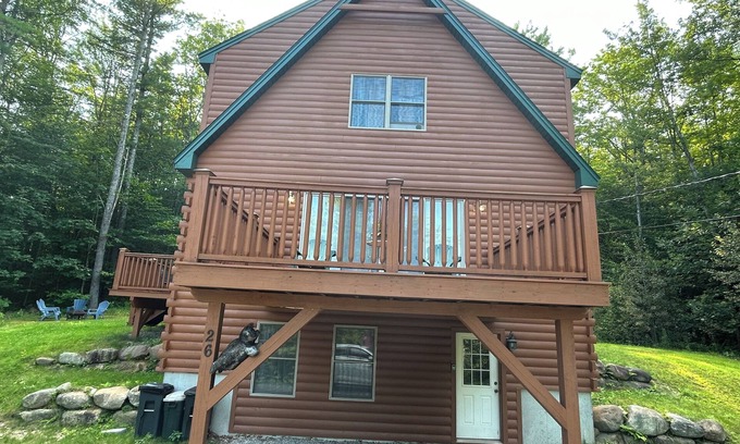 Bethel Casa | Private quiet home close to Sunday River, Bethel village, and summer recreation