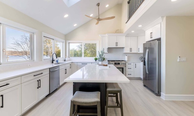 Mays Landing Casa | Private Riverside Retreat | Dock, BBQ & Game Room