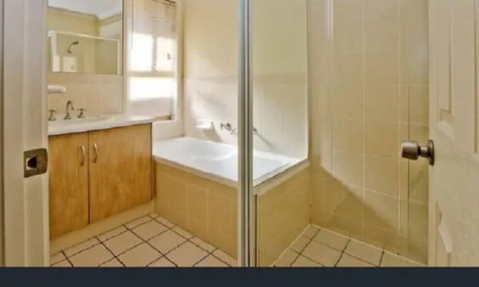 Paradise Casa | Private room with ensuite bathroom