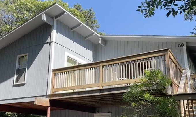 East Chop Casa | Private setting nestled in the heart of East Chop.