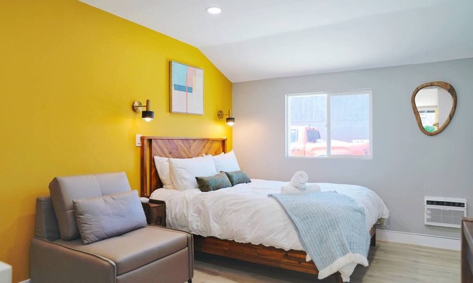 Cherryland Apartamento | Private Urban Oasis Near SF - Full Kitchen 22421B