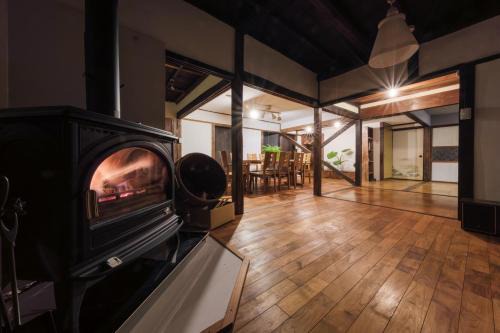 Okaya Apartamento | Private villa,貸切古民家,最大9名,信州発酵の宿,ペットOK, 薪ストーブ,子連れ歓迎