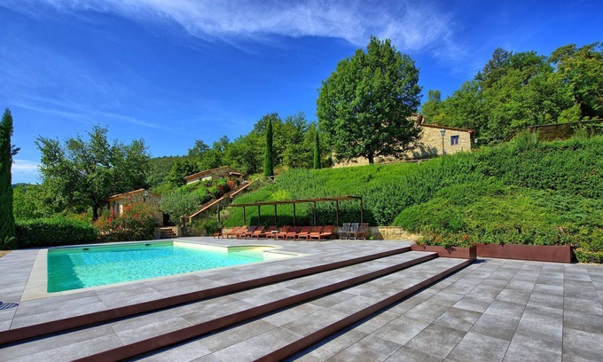 Capolona Villa | Estupenda casa de vacaciones privada con WIFI, A/C, piscina privada, TV, patio, cerca de Arezzo