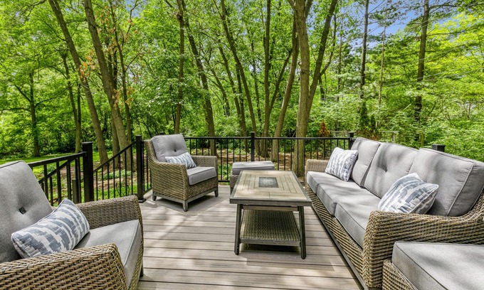 Fox Valley Casa | Su cúpula lejos de casa - Retiro aislado de Naperville