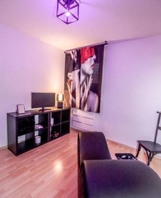 Walbourg Apartamento | PRoJET KUROI - Love Room BDSM - Balançoire, Banc de fessée, Cage, Croix, Tantra