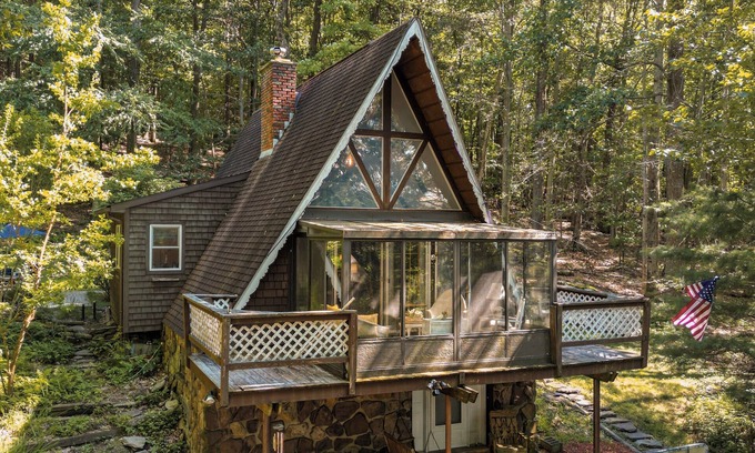 Shawanese Cabina | PROMO 5%WEEKLY/10% MONTHLY DISC Escape in our Rain-Forest in Frame Cabin-Retreat