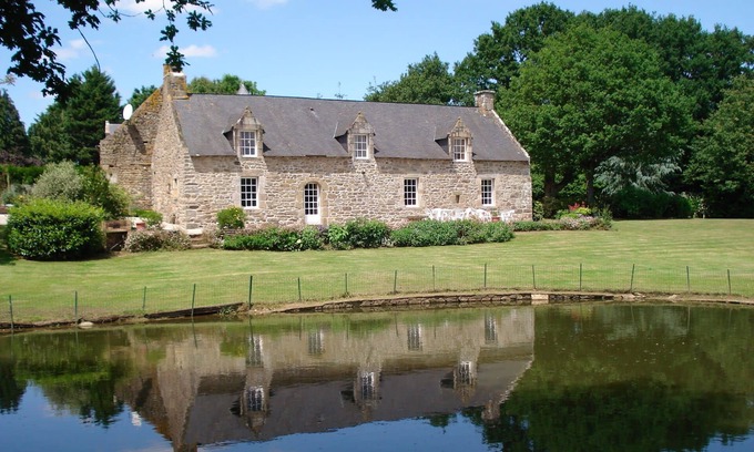 Berric Casa | Promoción del 24 al 31 de agosto de 2019 Morbihan 15 km mar, hermosa longere 9 personas