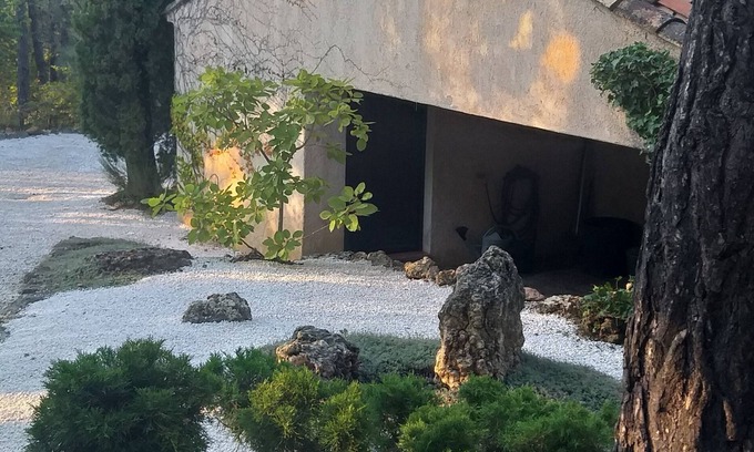 Tourtour Casa | CASA DE 2 DORMITORIOS Y BAÑO EN LA ZONA DE ST PIERRE