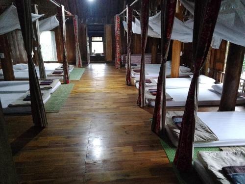 Mai Chau Cama Y Desayuno | PuBinSpiceHills Perilla