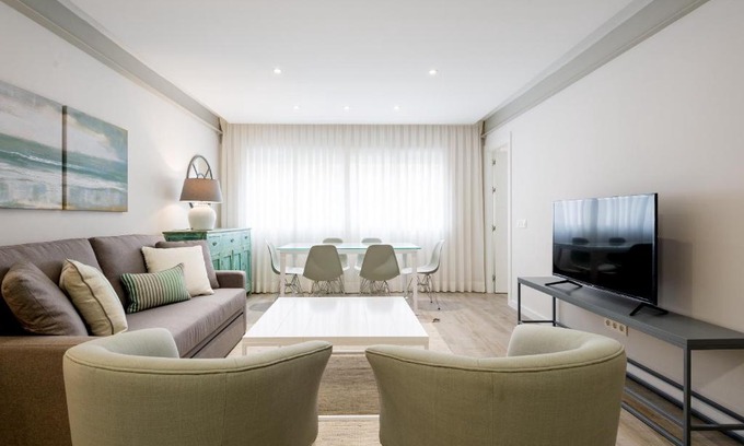 Plaza de Toros Vieja Apartamento | Puerto de Málaga Premium 3 Bedrooms Apartment