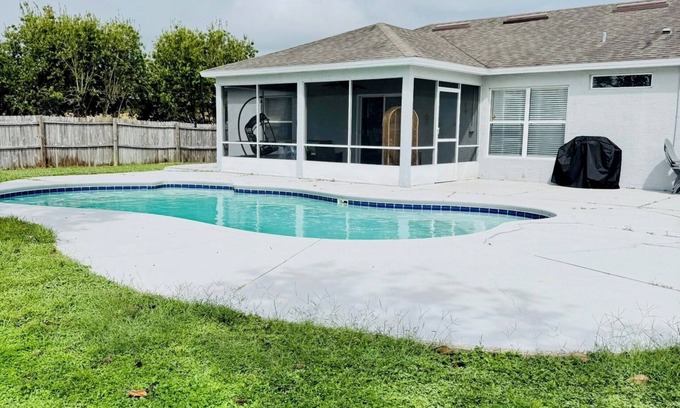 Indian Trails Casa | Pug Palace: Pool Games Pet Friendly Beach