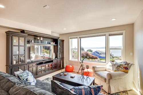 Des Moines Apartamento | Puget Sound Views Des Moines Apt with Patio