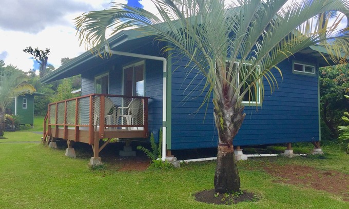Pahoa Cabaña | Puna Rainforest Retreat Hotspring - Blue Ginger Cottage