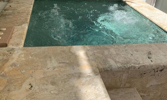 Punta Cana Apartamento | Punta Cana 2BR apt with private jacuzzi