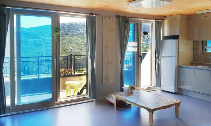 Yeosu Casa | Pyramid Red Clay Pension