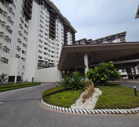 Nasugbu Apartamento | Q Inn Serin East Tagaytay City