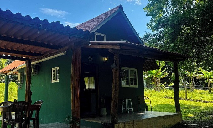 Guanico Abajo Cabaña | Quaint and Comfortable : private tiny house style cabaña beside the river
