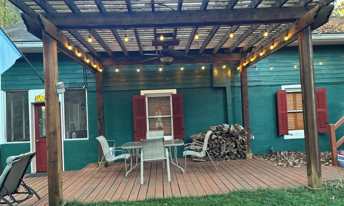 Shady Shores Cabaña | Cabaña en el extremo sur del lago