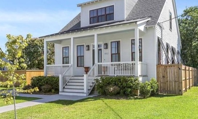 Arabi Casa | Casa pintoresca de Nueva Orleans - Encantador y "NUEVO"