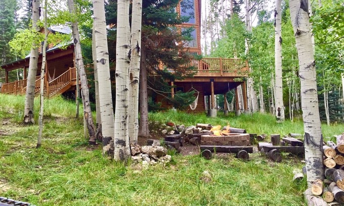 Mammoth Creek Cabina | Quakie Lake Retreat, Mountain cabin 4 bd 3 bth Heart of Dixie National Forest