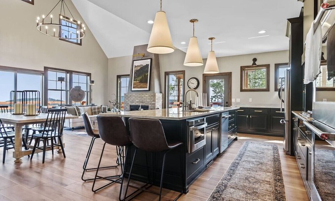 Deadwood Cabina | Quaking Aspen Heights