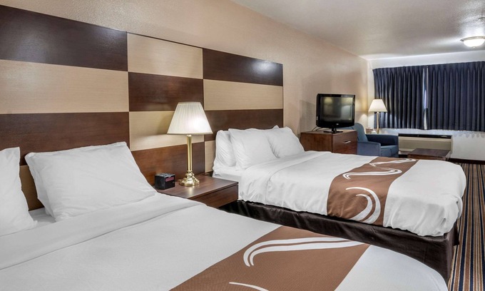 Roseburg Hotel | Quality Inn Central Roseburg