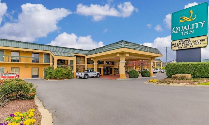 Goodlettsville Hotel | Quality Inn Goodlettsville