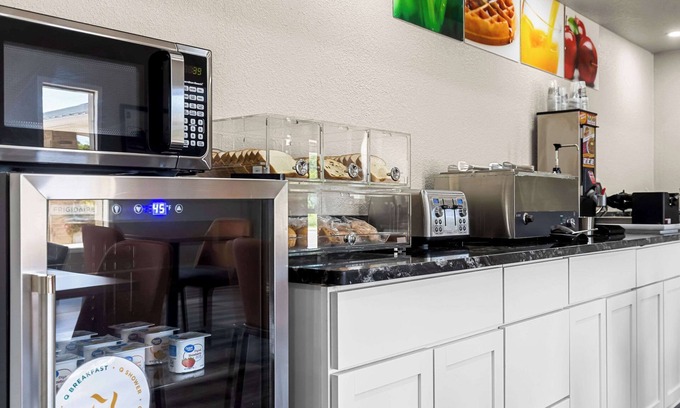 Oskaloosa Hotel | Quality Inn Oskaloosa