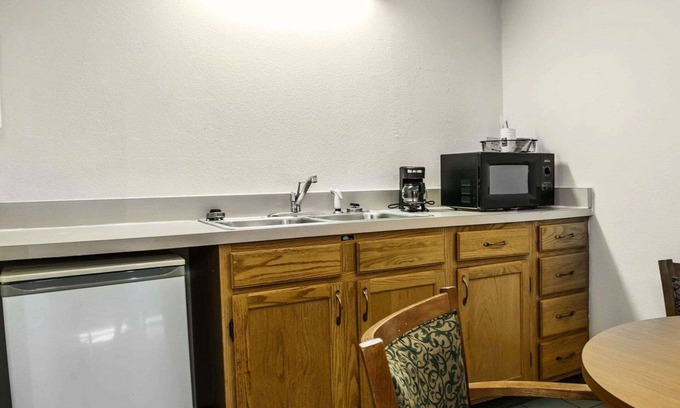 Rochester Hotel | Quality Inn Rochester South