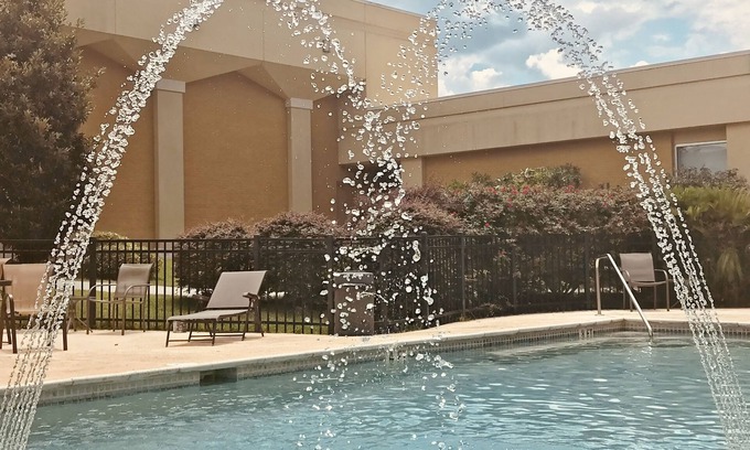 Statesboro Hotel | Quality Inn & Suites Conference Center Statesboro Historic District