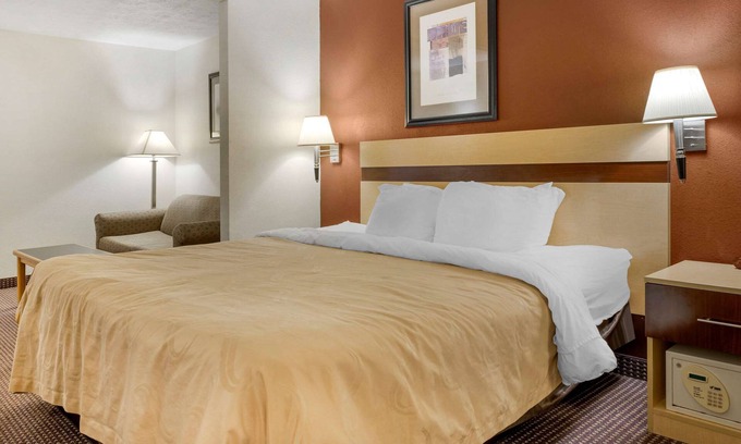 Obetz Hotel | Quality Inn & Suites